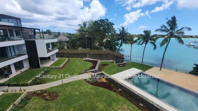 Penthouse Bayview
