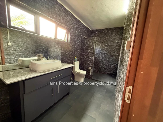 First-Floor Apartment for Rent – Amaury, Rivière du Rempart 