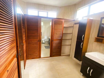 Maison de 4 Chambres