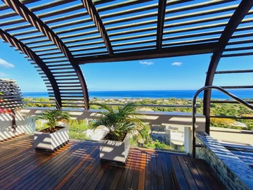 Contemporary penthouse for sale at La Tourelle Ocean View Residence