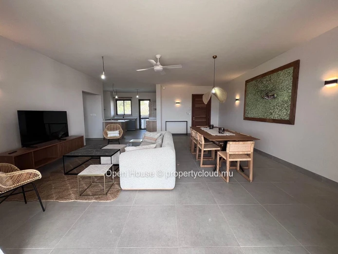 Appartement meublé de 165 m² avec piscine à Trou aux Biches
