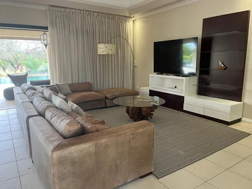 4 Bedroom Villa