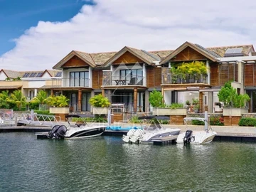 Townhouse, Duplex de 3 Chambres