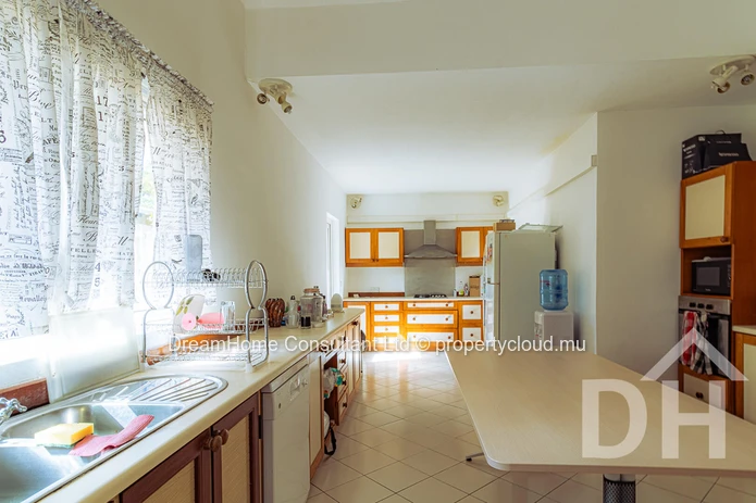 DISPONIBLE À PARTIR DE NOVEMBRE - Maison familiale à louer – Une perle rare avec un grand jardin