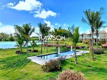  Your Home In A Beachfront Residence In Calodyne