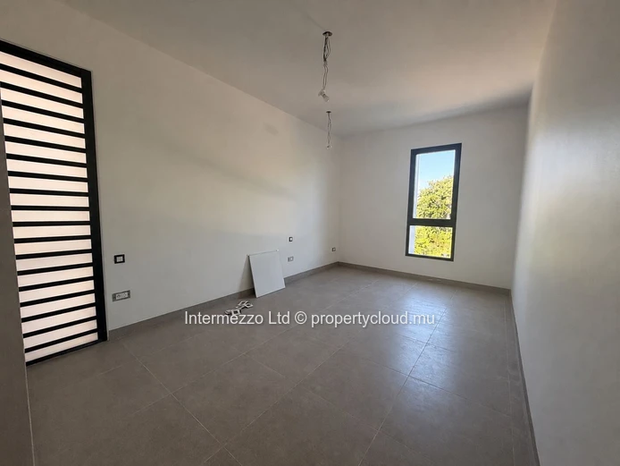 Appartement 3 chambres 147m² à Péreybère – 590 000€ | Livraison imminente | Plage privée à pied | Finitions haut de g...