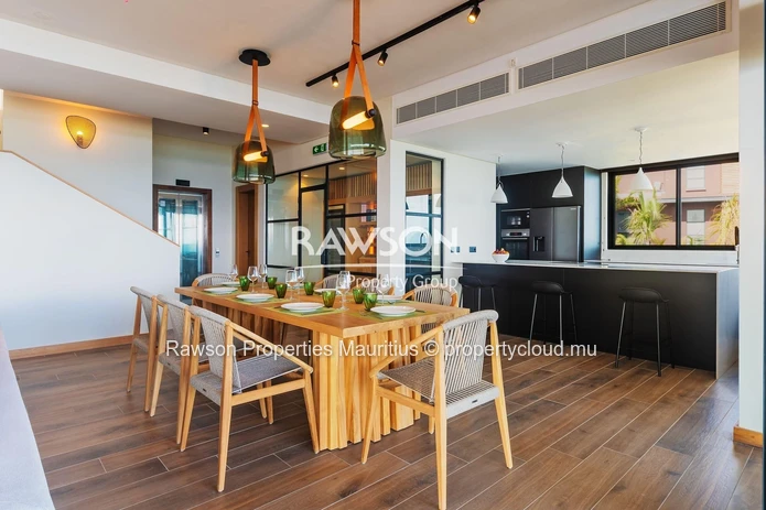Villa 5 Chambres à Vendre à Grande Rivière Noire