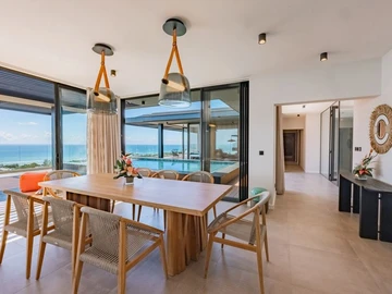 4 Bedroom Apartment