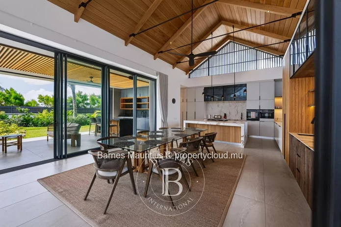 MONT CHOISY - Villa - 4 Bedrooms