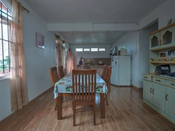 7 Bedroom House