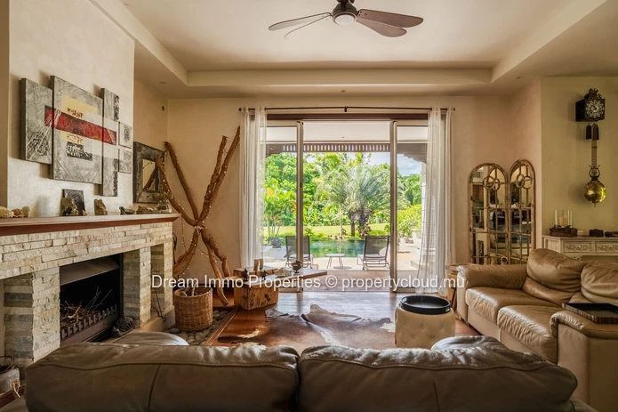 Villa meublée de 3 chambres au cœur de la nature dans le domaine golfique Heritage Villas Valriche à Bel Ombre – Ile ...