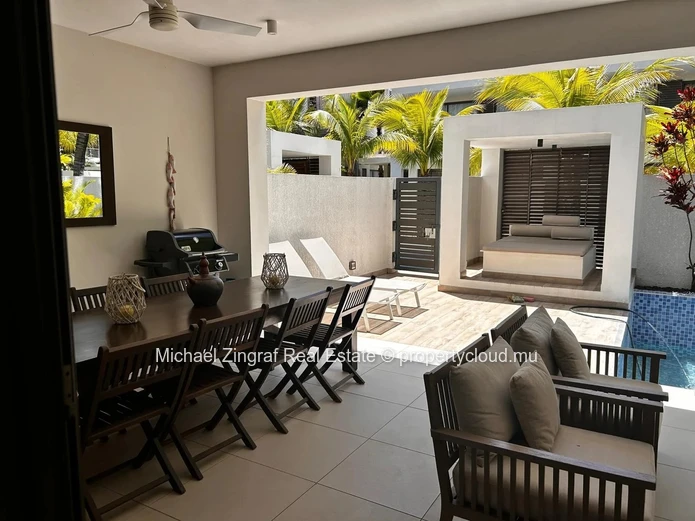 Villa duplex 3 chambres avec piscine privée et accès privilégié au littoral