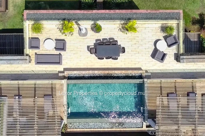 Royal park/Mascarene Penthouse for sale 