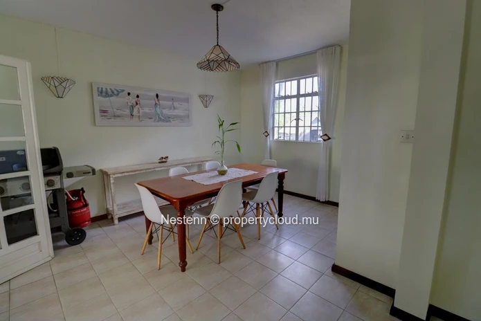 Charmante Villa coloniale dans une résidence privée en bord de mer
