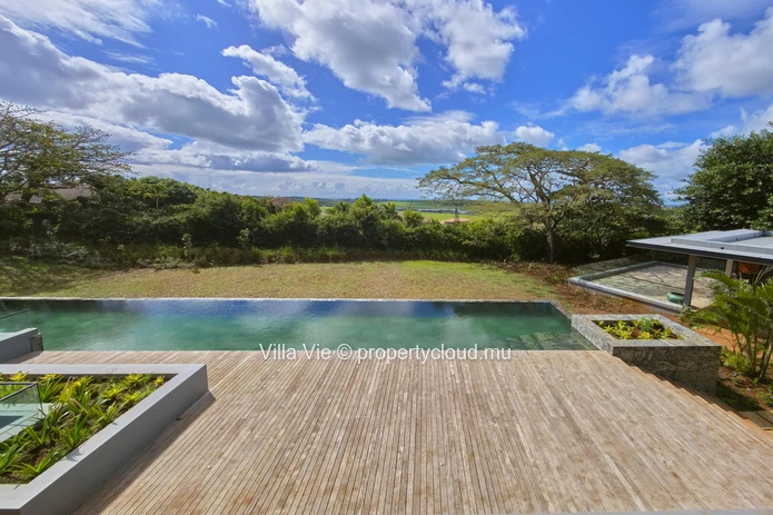 Belle Vue Harel - Spacious 4-bedroom ground floor apartment