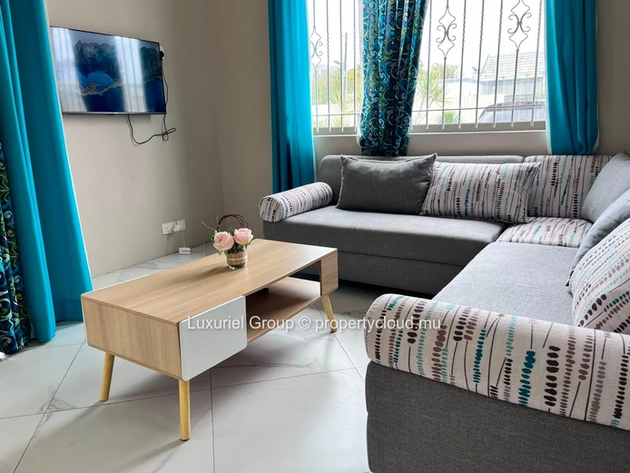 Maison contemporaine avec piscine à louer à Grand Baie