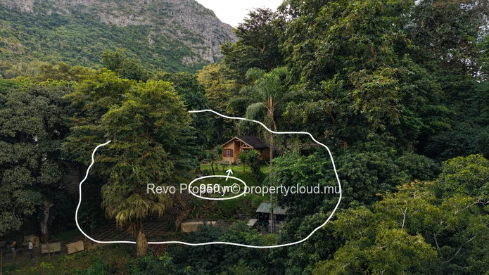 Exclusive Land with Waterfall Views in Central Moka