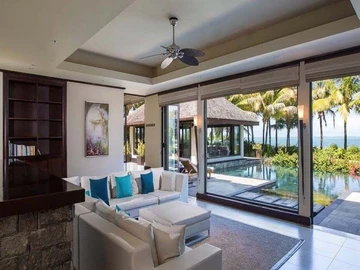 5 Bedroom Villa