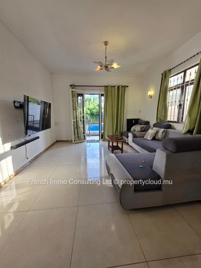 Villa 4 chambres plus jardin et piscine a pereybere