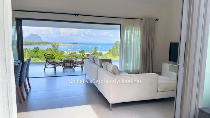  Sea View Spotlight