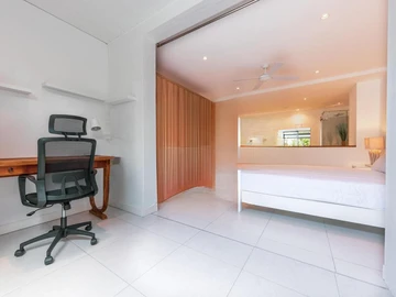 4 Bedroom Apartment