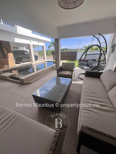 BELLE MARE -Lake View - 4 bedrooms
