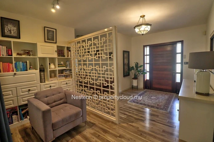 Modern single-storey villa with 3 bedrooms