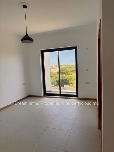 Penthouse neuf avec grande terrasse à deux minutes du centre de Grand Baie - Ile Maurice
