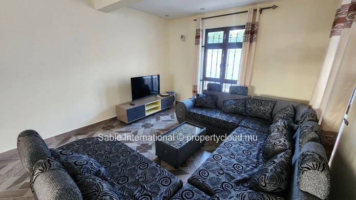 4-Bedroom Furnished Villa with Private Pool in Calodyne