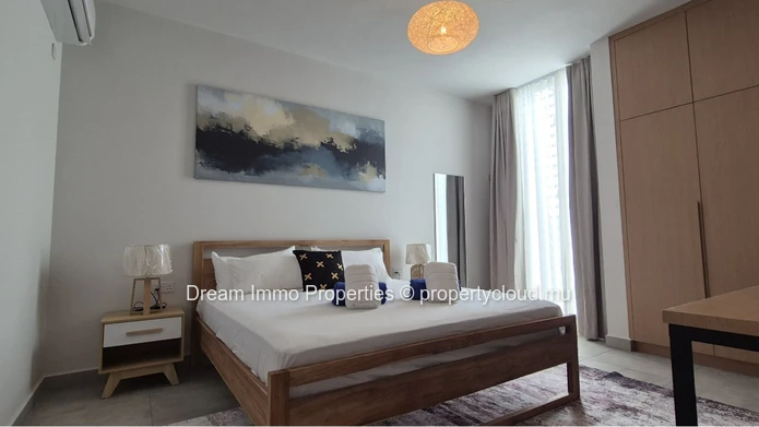 Location Superbe Penthouse Vue Mer & Montagne A Flic En Flac – Ile Maurice