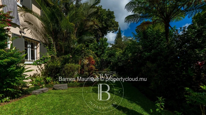 FLOREAL - Charming & Cozy Family Home - 4 bedrooms