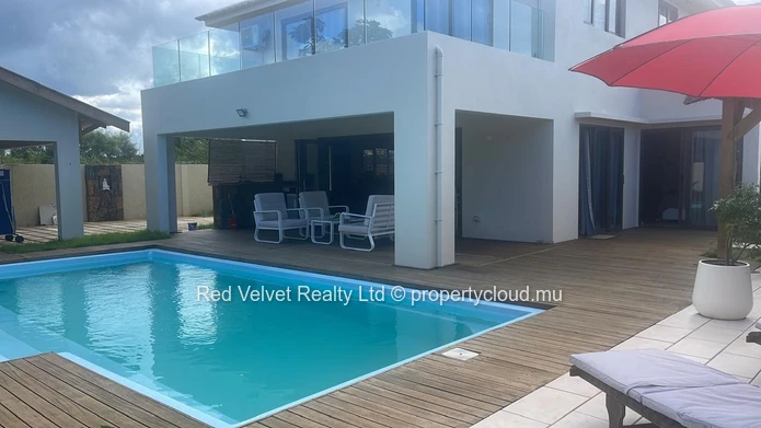 Villa de luxe à louer à Pointe aux Biches | Piscine privée | Meublée