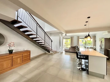 3 Bedroom Townhouse, Duplex