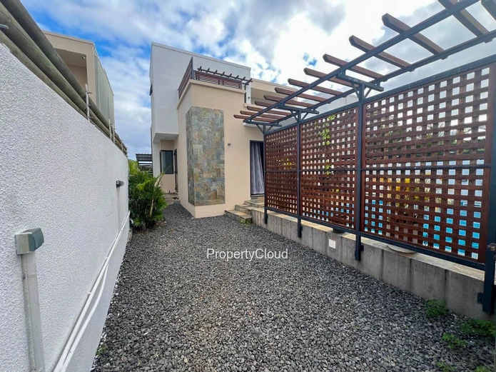 À Louer | Villa Meublée De 3 Chambres | Péreybère