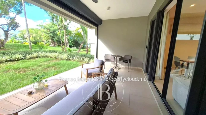 BELLE VUE - luxury Garden Apartment - 4 bedrooms ensuite