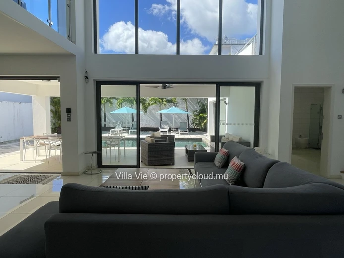 Péreybère - Magnifique villa de 4 chambres avec piscine privée