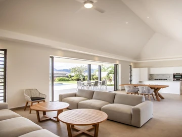4 Bedroom Villa