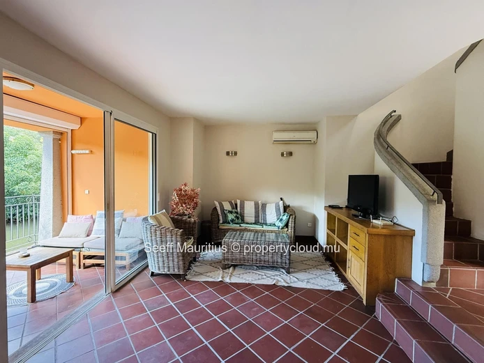 Art de Vivre au Bord de l'Eau : Superbe Duplex 2 Chambres à Port Chambly