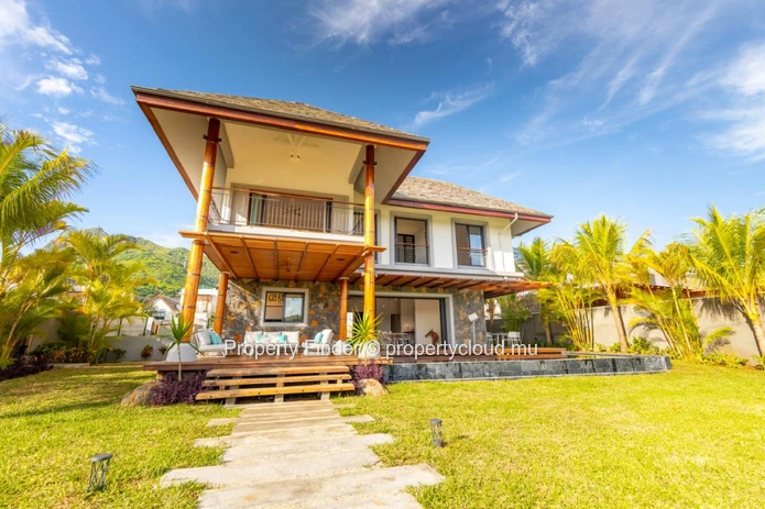 Exceptional Waterfront Villa in Mauritius' Premier Residential Marina