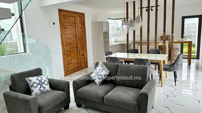 Villa Moderne À Louer À Péreybère – Calme, Confort Et Piscine Privée