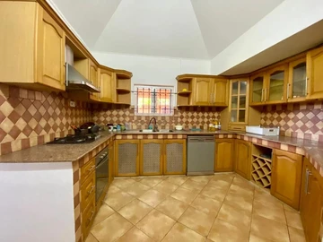 Maison de 4 Chambres