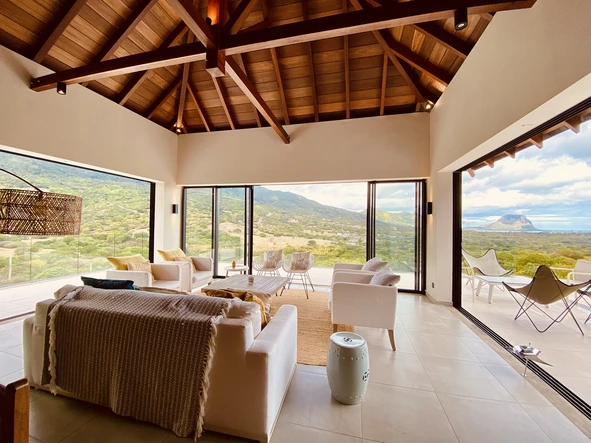 5 Bedroom Villa