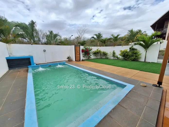 House / Villa - 3 bedrooms - Flic en Flac - Ref. MA96213LO