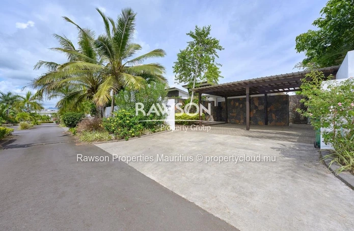 À Vendre  Villa A La Salette