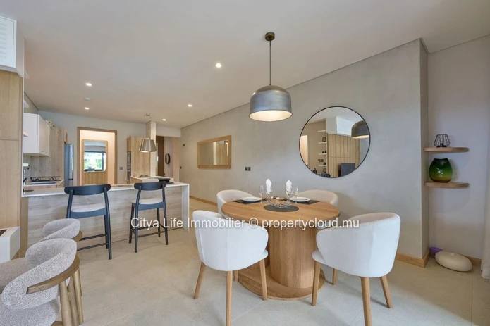 Appartement 4 chambres avec piscine à vendre à Belle Vue Harel