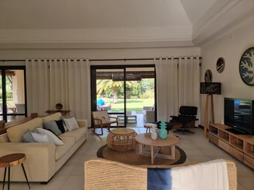 4 Bedroom Villa