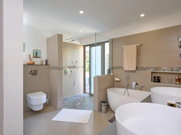 4 Bedroom Villa