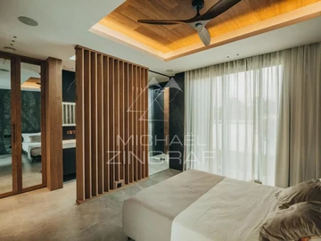 4 Bedroom Villa