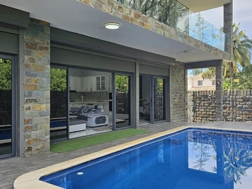 7 Bedroom House