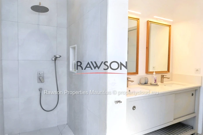  3 Bedroom Apartment To Let In Poste Lafayette